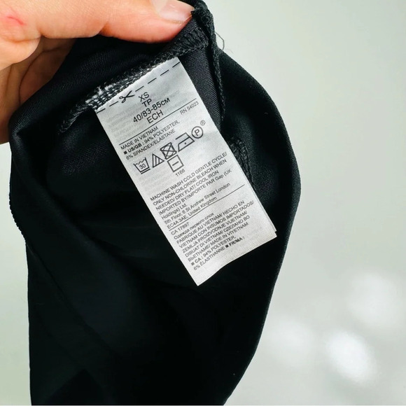 Banana Republic Black‎ Flutter Sleeve Top Size XS - Picture 6 of 8